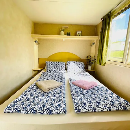 Mobilheim Holiday home Vyrovice